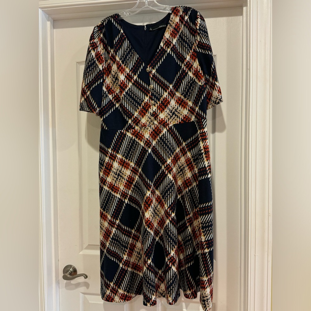 Women’s XL dress; good condition; gently worn